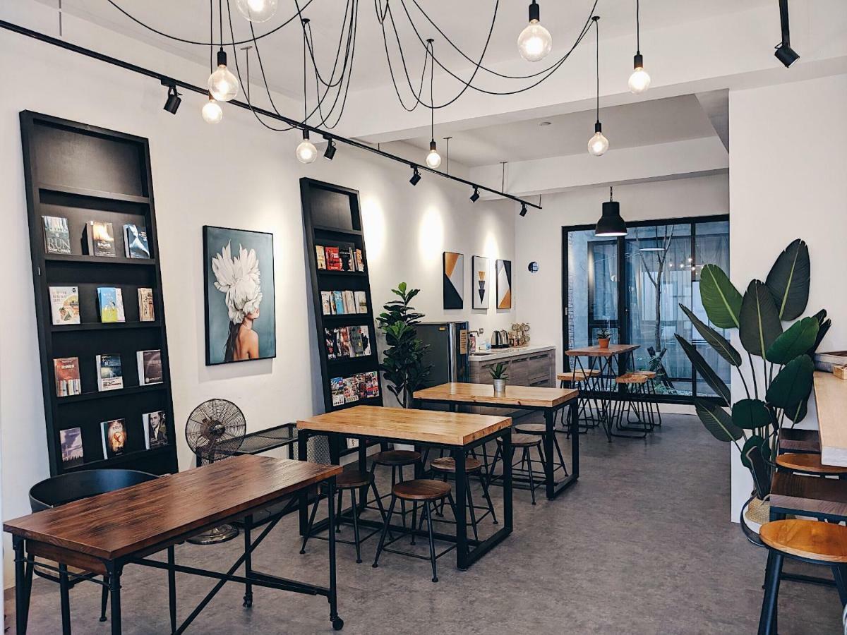 The Gatsby Apartment Tainan Zewnętrze zdjęcie